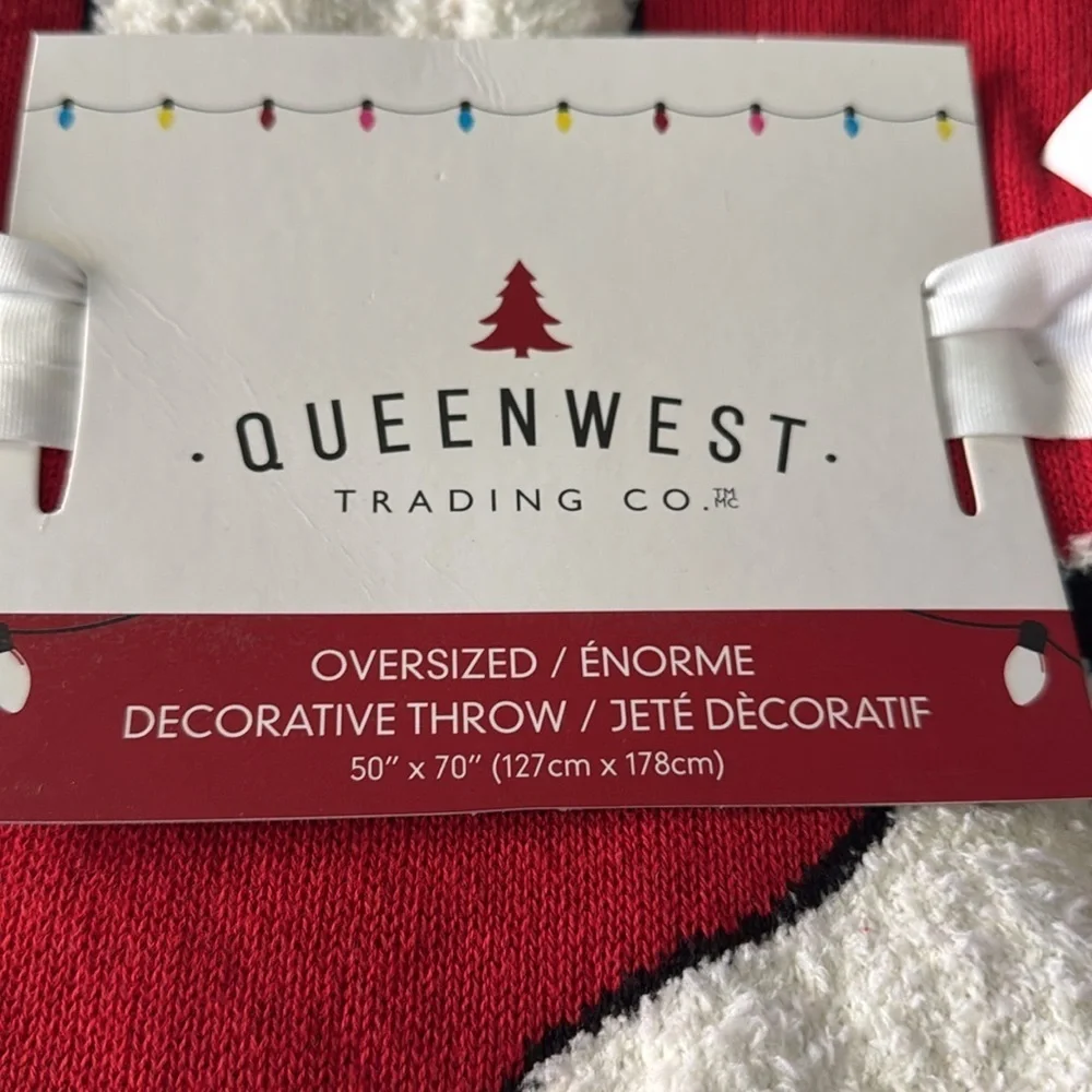 Queens West Christmas 2024 penguin oversized throw